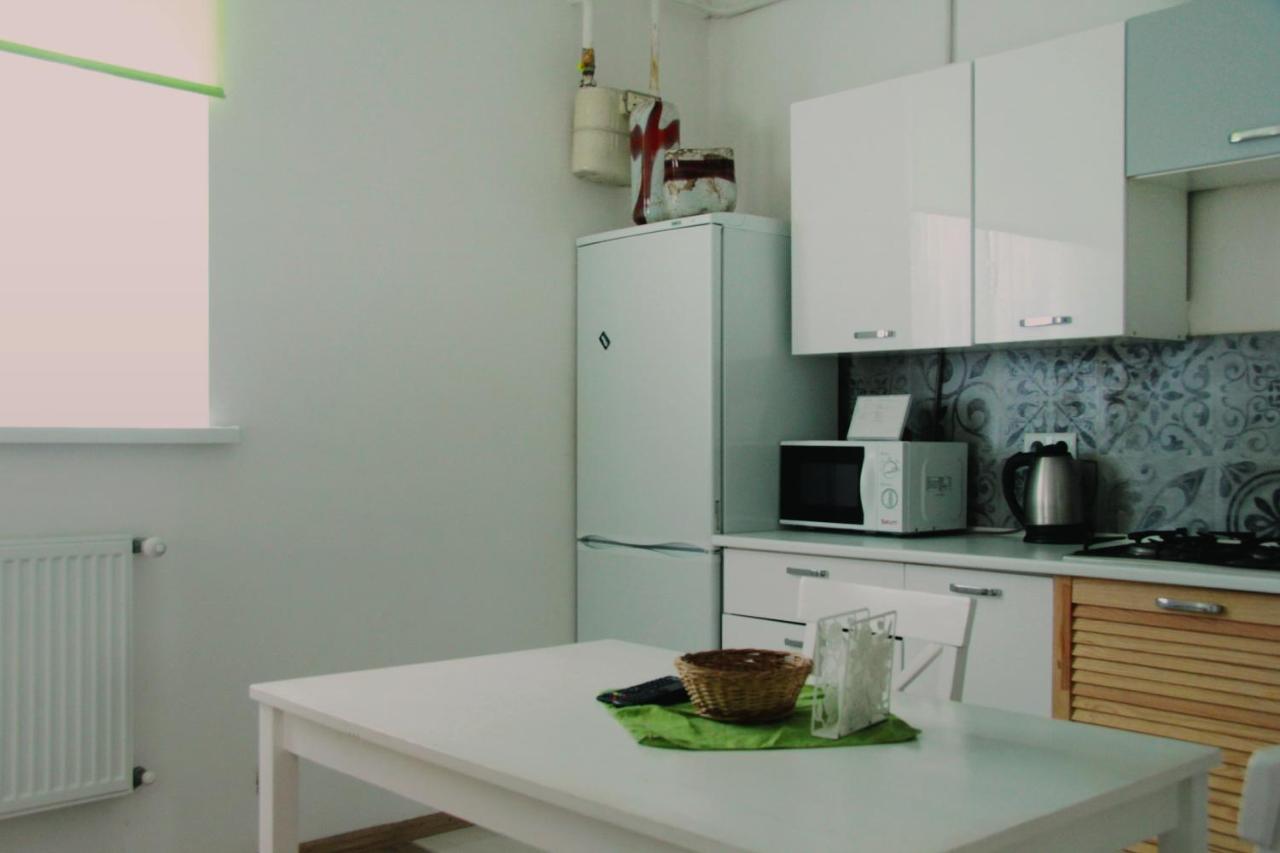 לבוב Flat In Cottage Close To The Centre Parking, Wifi, Bbq מראה חיצוני תמונה
