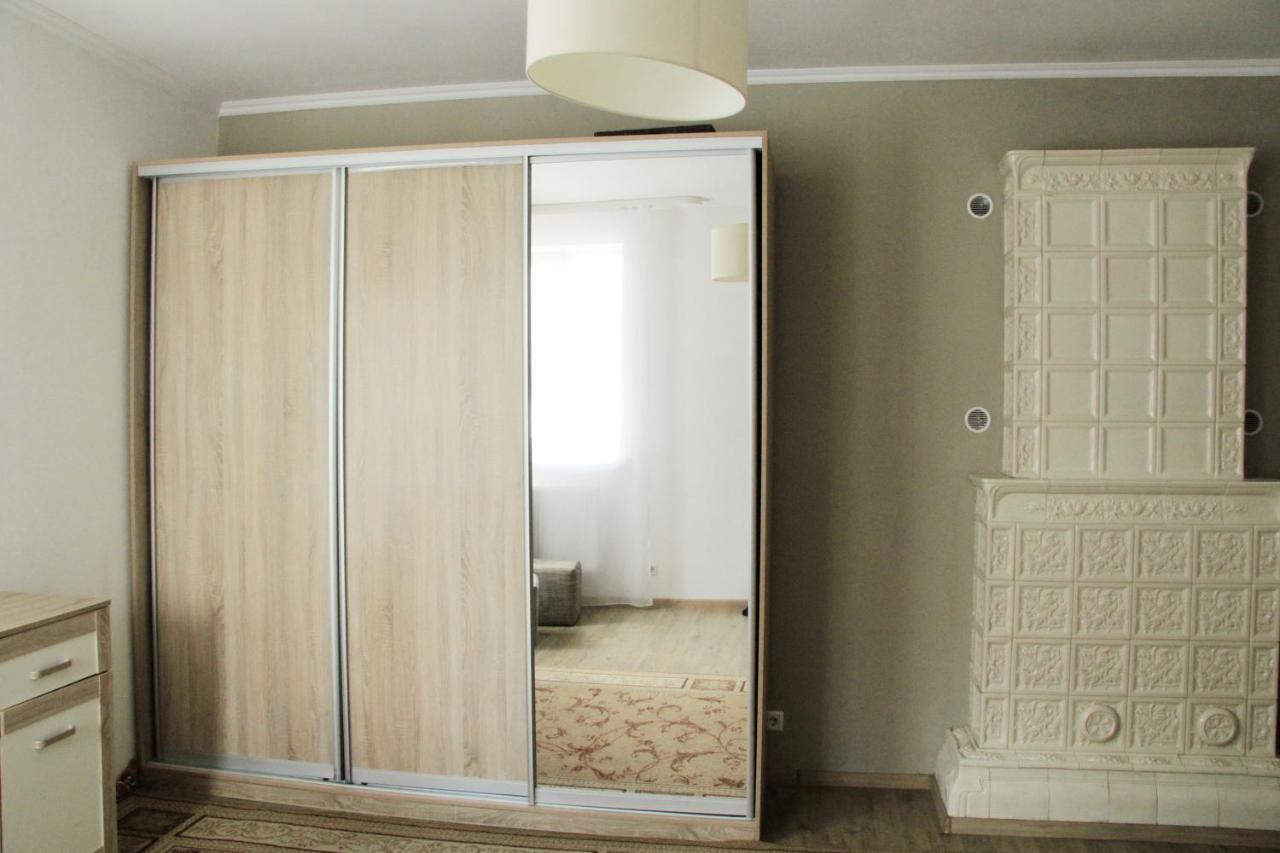 לבוב Flat In Cottage Close To The Centre Parking, Wifi, Bbq מראה חיצוני תמונה